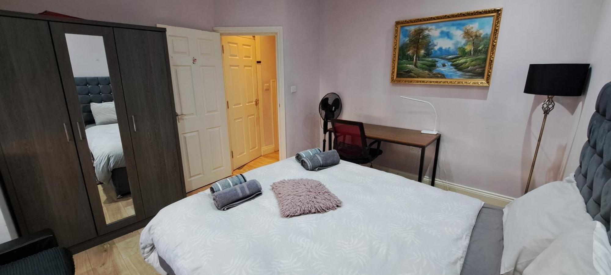 Comfy Fenia Stay London Exterior foto