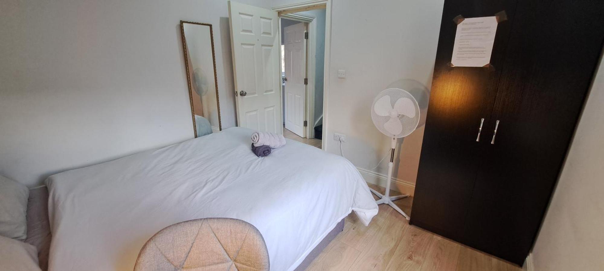 Comfy Fenia Stay London Exterior foto