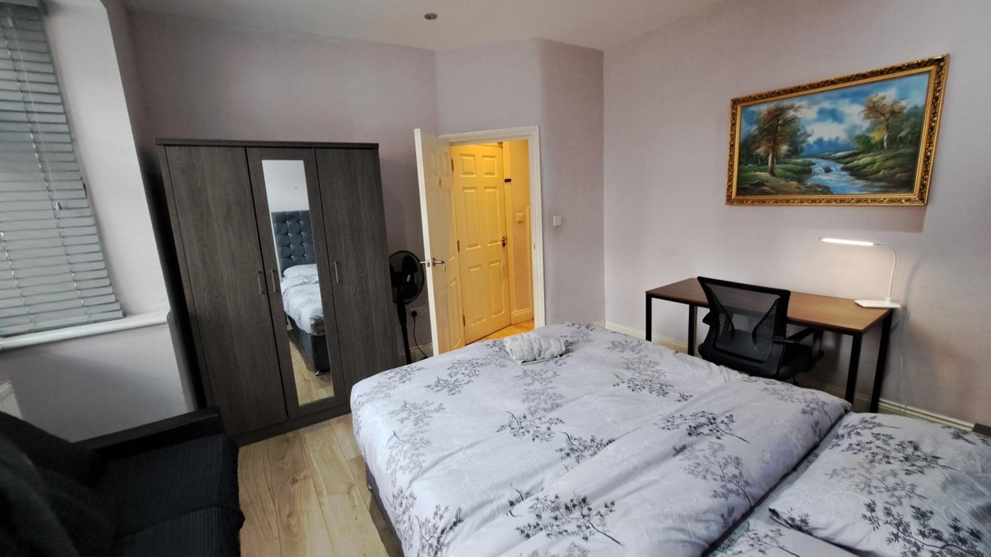 Comfy Fenia Stay London Exterior foto