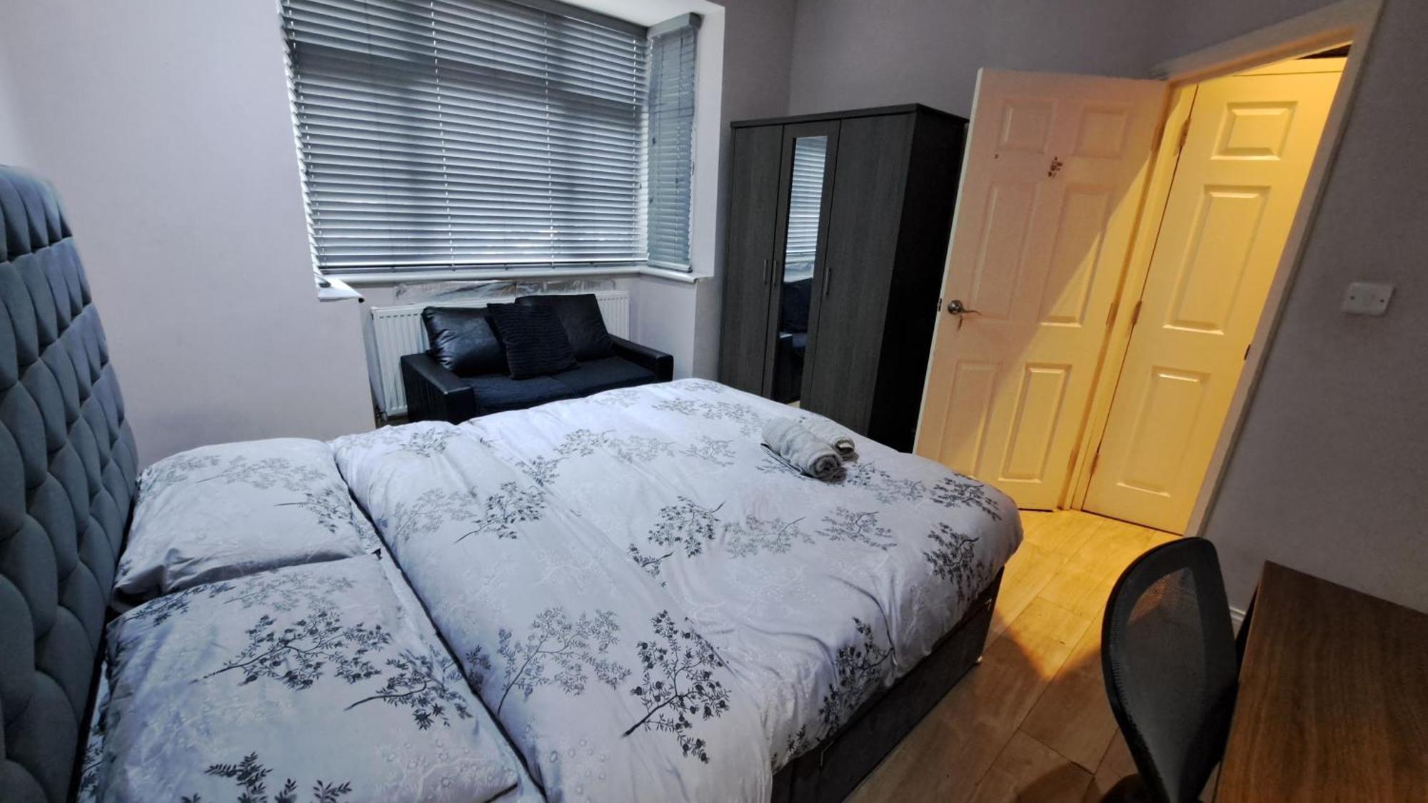 Comfy Fenia Stay London Exterior foto